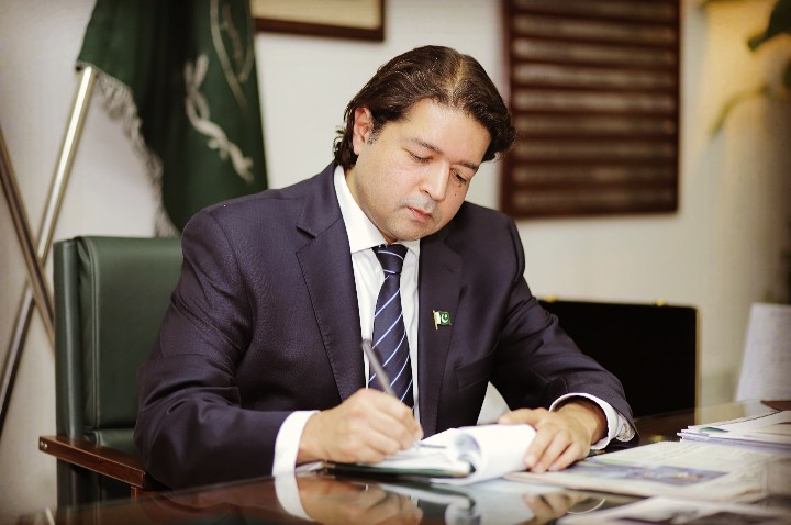 waseem Arain (@waseema02640733) on Twitter photo سر ٹیوٹا لیہ ٹوئیڑ ٹیم اج نہیں بلکہ ہمیشہ اپ کے ساتھ ہوگی ہھر جگہ مل کے کام کرے گی انشااللہ اپ ہماری طاقت ہیں ہم اپکی طاقت ہیں سلامت رہیں انشااللہ پورے پاکستان میں لیہ ٹوئٹڑ ٹیم کو ہمیشہ یاد رکھیں گے
@AliSalmanPTI
<a href="/punjab_tevta/">TEVTA Punjab Official</a>
#TevtaLayyahTeam سر ٹیوٹا لیہ ٹوئیڑ ٹیم اج نہیں بلکہ ہمیشہ اپ کے ساتھ ہوگی ہھر جگہ مل کے کام کرے گی انشااللہ اپ ہماری طاقت ہیں ہم اپکی طاقت ہیں سلامت رہیں انشااللہ پورے پاکستان میں لیہ ٹوئٹڑ ٹیم کو ہمیشہ یاد رکھیں گے
@AliSalmanPTI
<a href="/punjab_tevta/">TEVTA Punjab Official</a>
#TevtaLayyahTeam