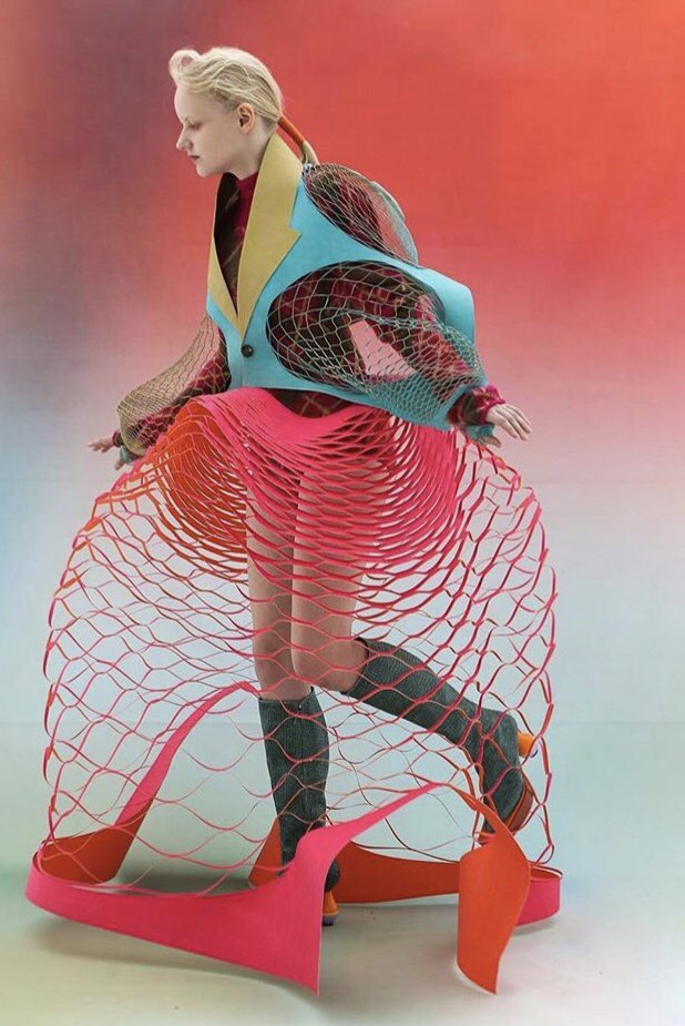 ASBOMagazine's tweet photo. Class Of 2020. .
Designer: @jis00jang
#asbofashion #lcf #lcffashion #wearegraduatefashion #officalgfw #diversity #jellyfish #onestowatch #diversityinfashion #fashionphotography #fashionphotographer #fashiongraduate #graduatefashionweek#womenswear #rmituniversity #csm https://t.co/SiN6LF1cXr