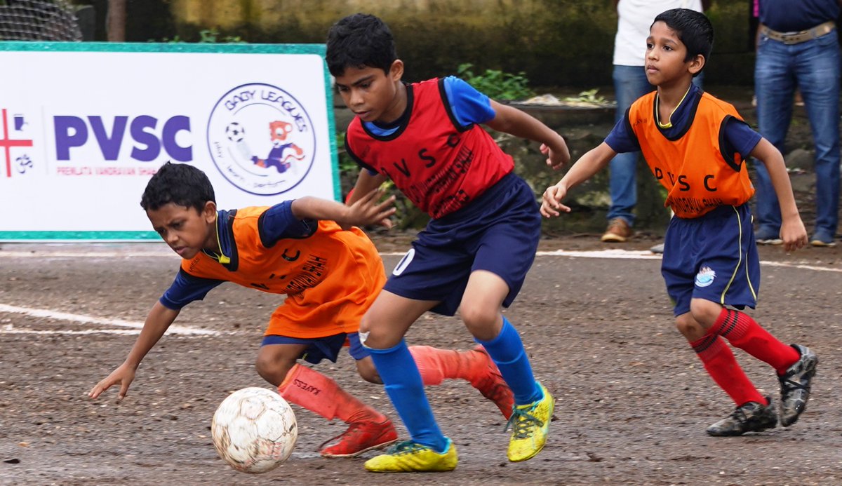 Get addicted 🤩 to football ⚽️, legends say in unison 👏🏻 Read more 👉🏻 bit.ly/31iopIr #IndianFootball 🇮🇳 #WorldDrugDay #LeagueForAll 🤝 #HeroILeague 🏆