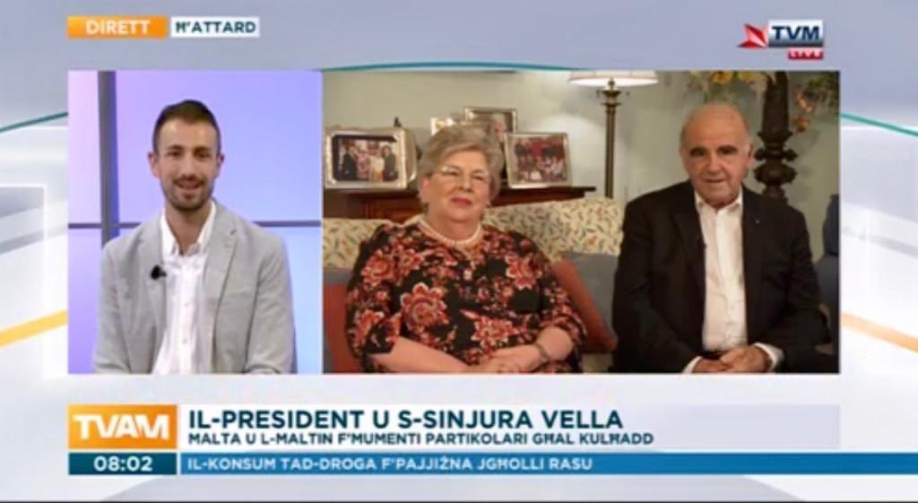 GeorgeVellaMT's tweet photo. Dalgħodu flimkien ma’ marti Miriam ġejt intervistat fil-programm TVAM. Appellajt għall-għaqda nazzjonali biex b’rieda tajba u determinazzjoni nimxu ‘l quddiem fid-dawl tas-sitwazzjoni politika preżenti.
Tkellimna wkoll dwar il-Covid-19, l-isfidi li għandna b’rabta ma’ #MCCFF. https://t.co/TpfKW6832L