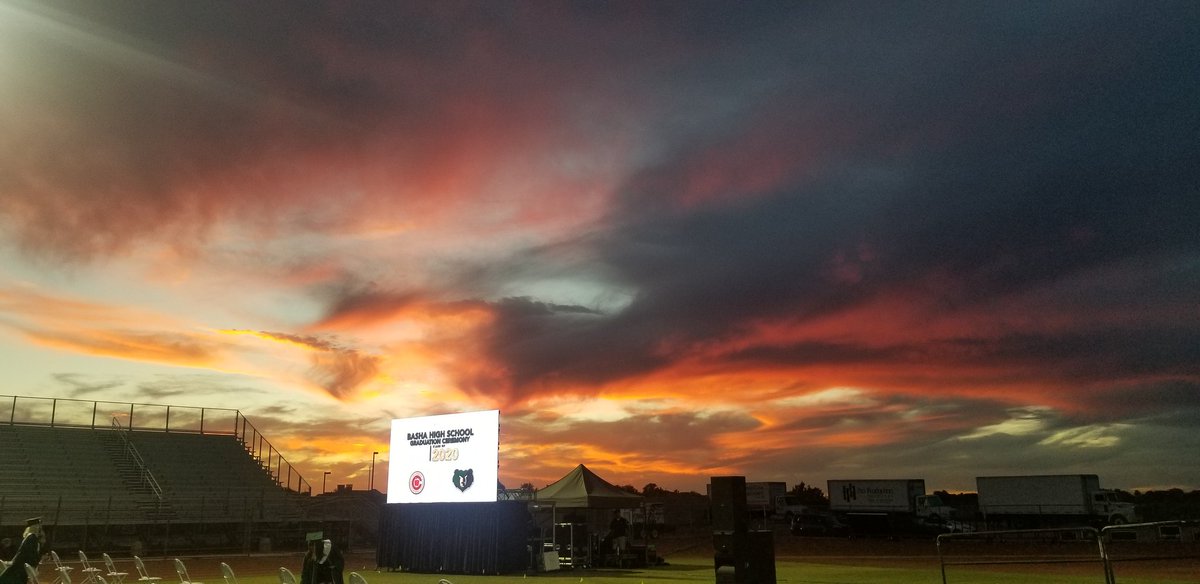 ELJDavis's tweet image. Senior Sunset... @bashabearnation #BashaClassof2020