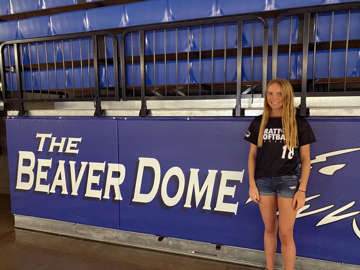 jonae_hamilton's tweet photo. Super blessed and excited to announce that I have committed to continue my acedemic and softball career at PCC!! I’d like to thank my parents, teammates and coaches for helping me get to where I am today. So excited for my future at Pratt! #gobeavs @PrattBeavers @PrattSoftball https://t.co/mcbvShgZmT