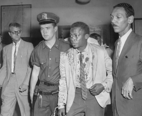 RoyKenagy's tweet photo. Miles Davis is Attacked, Beaten &amp; Arrested by the NYPD Outside Birdland, Eight Days After the Release of Kind of Blue (1959) @openculture https://t.co/Knz7nXrXtq https://t.co/4aUoI4YDOw