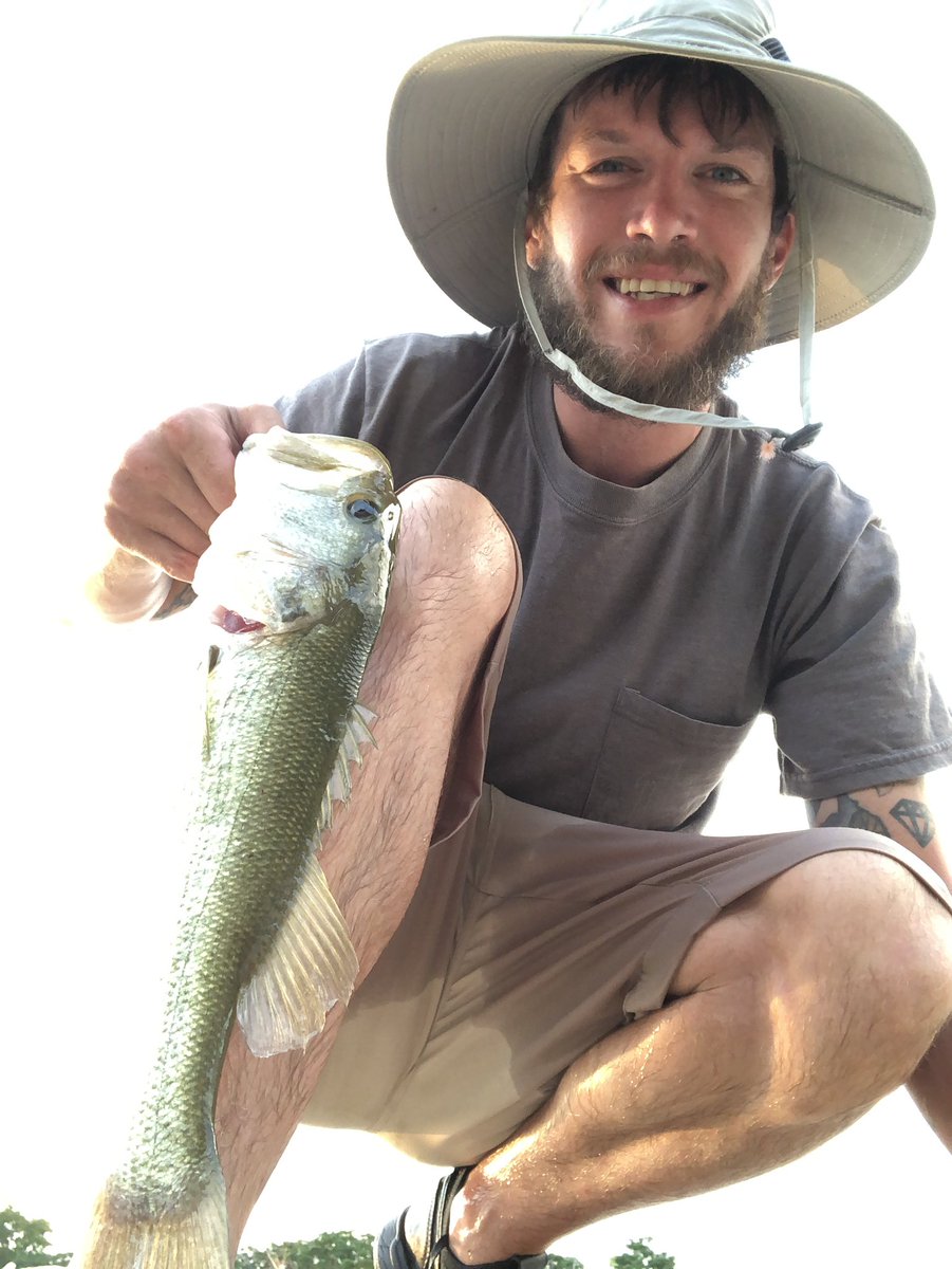 RealEarlTV's tweet photo. Nice lil chunk on the fly today at the Northfork San Gabriel! Biggest bass on the fly yet! Caught three all day! #FishTexas 🎣🎣✅✅ https://t.co/I8bXMEf3mX
