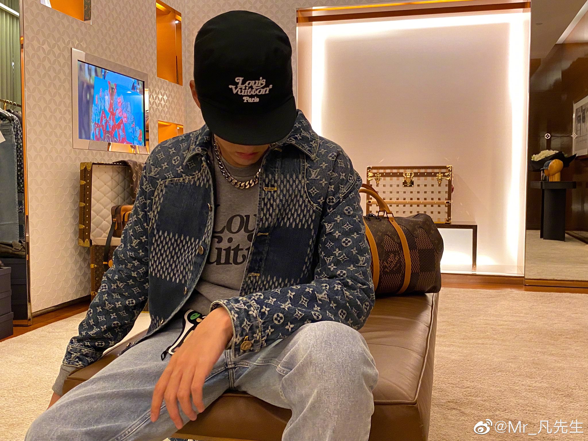 Kris Kingdom · Antares on X: 20200626 @KrisWu weibo update:(2/3