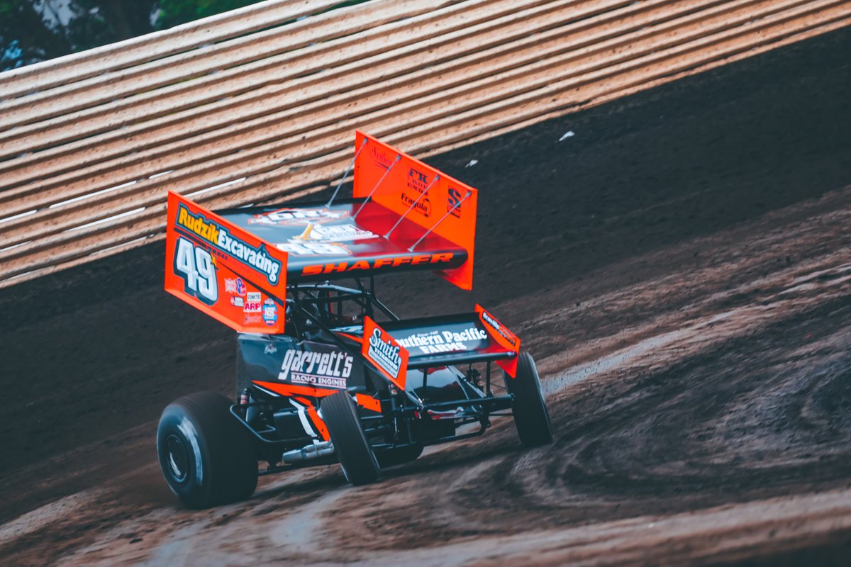 PitStopUSA's tweet photo. Bad news @WorldofOutlaws race has been postponed but good news is @TShafferracing is back in 49x. #PitStopUSA https://t.co/o372BF4HIV