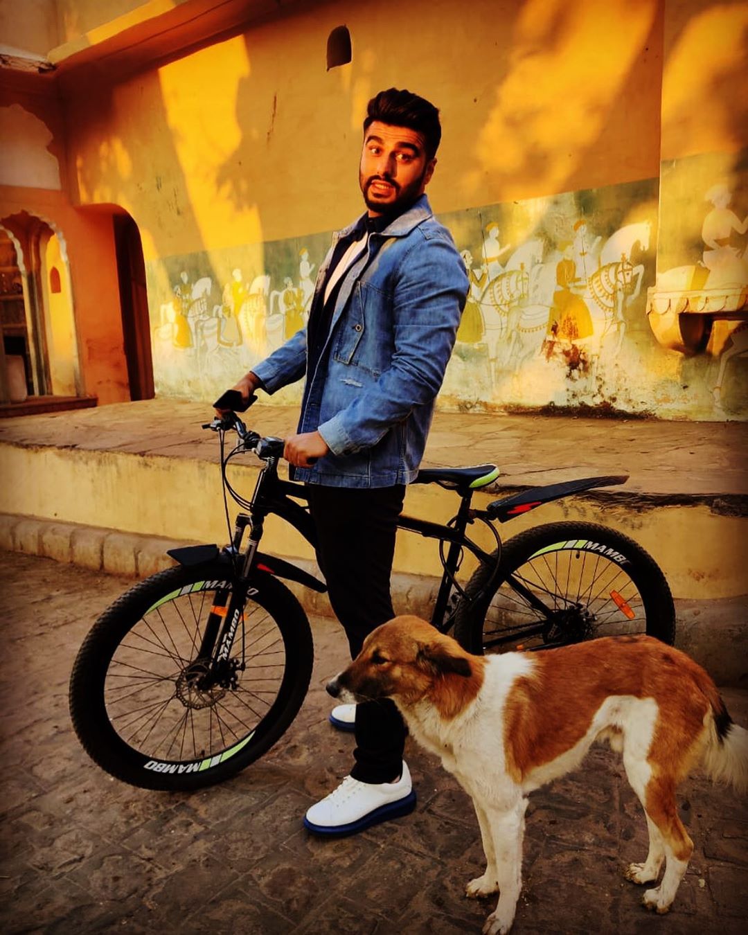 Wishing a very Happy Birthday to Arjun Kapoor.      . .
.  