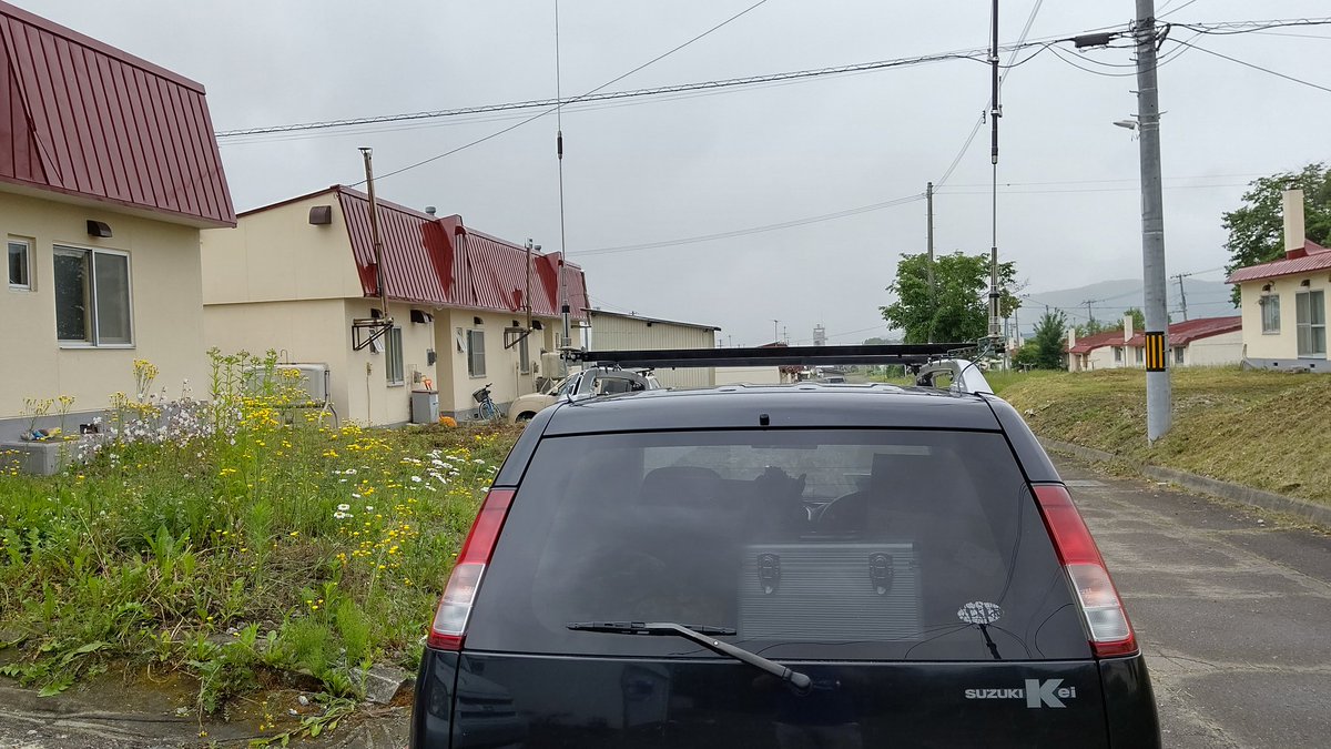 Tokachigx8 Jm8fpg無線研究所 どうもjm8fpgですm M 会社の商用車に アマチュア無線の アンテナ基台とアンテナ取り付けしましたー W ルーフキャリアも自作取り付けしましたー