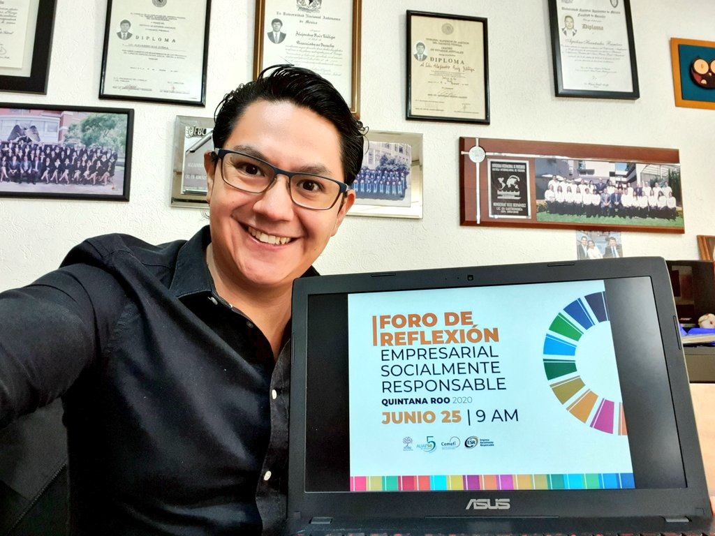 alexruiz007's tweet image. Celebrando los 5 años del Comité Promotor de la RSE @aliarseqroo en el marco del Foro de Reflexión Empresarial Socialmente Responsable 2020!
#EncuentroESR #YoSoyESR #DistintivoESR #AliaRSEQRoo #RSE #Cemefi #ESR #ASPY2030 #Alianza2030