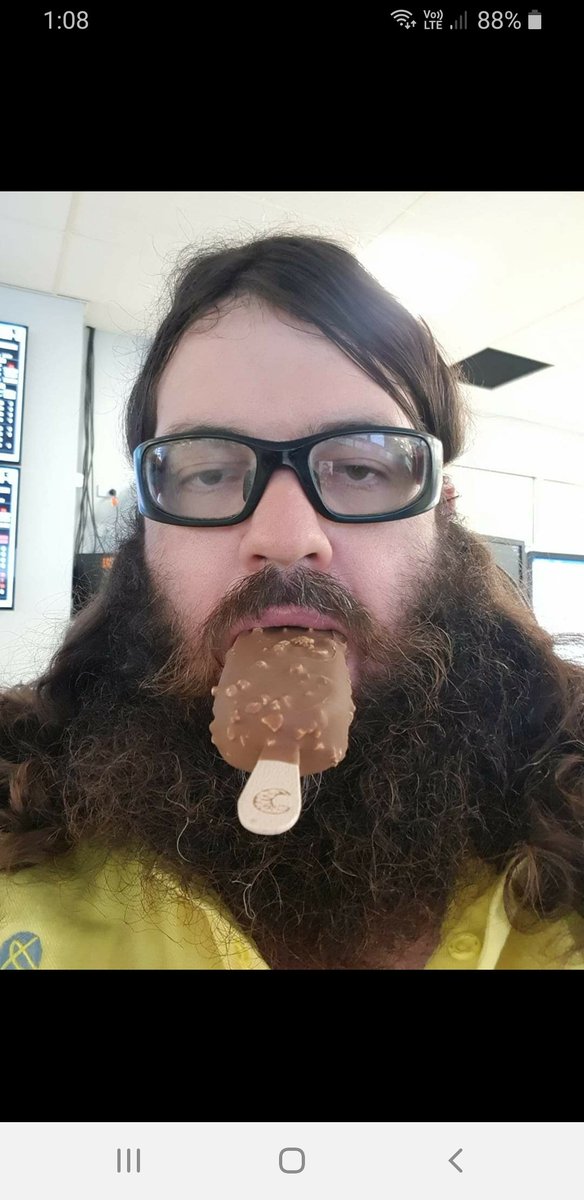 BornJoyDead's tweet photo. @bertkreischer @tomsegura
Might be late to the party here but if you like dudes eating ice creams you should join
https://t.co/pRZusl6qBj https://t.co/sNhGl1ps0e