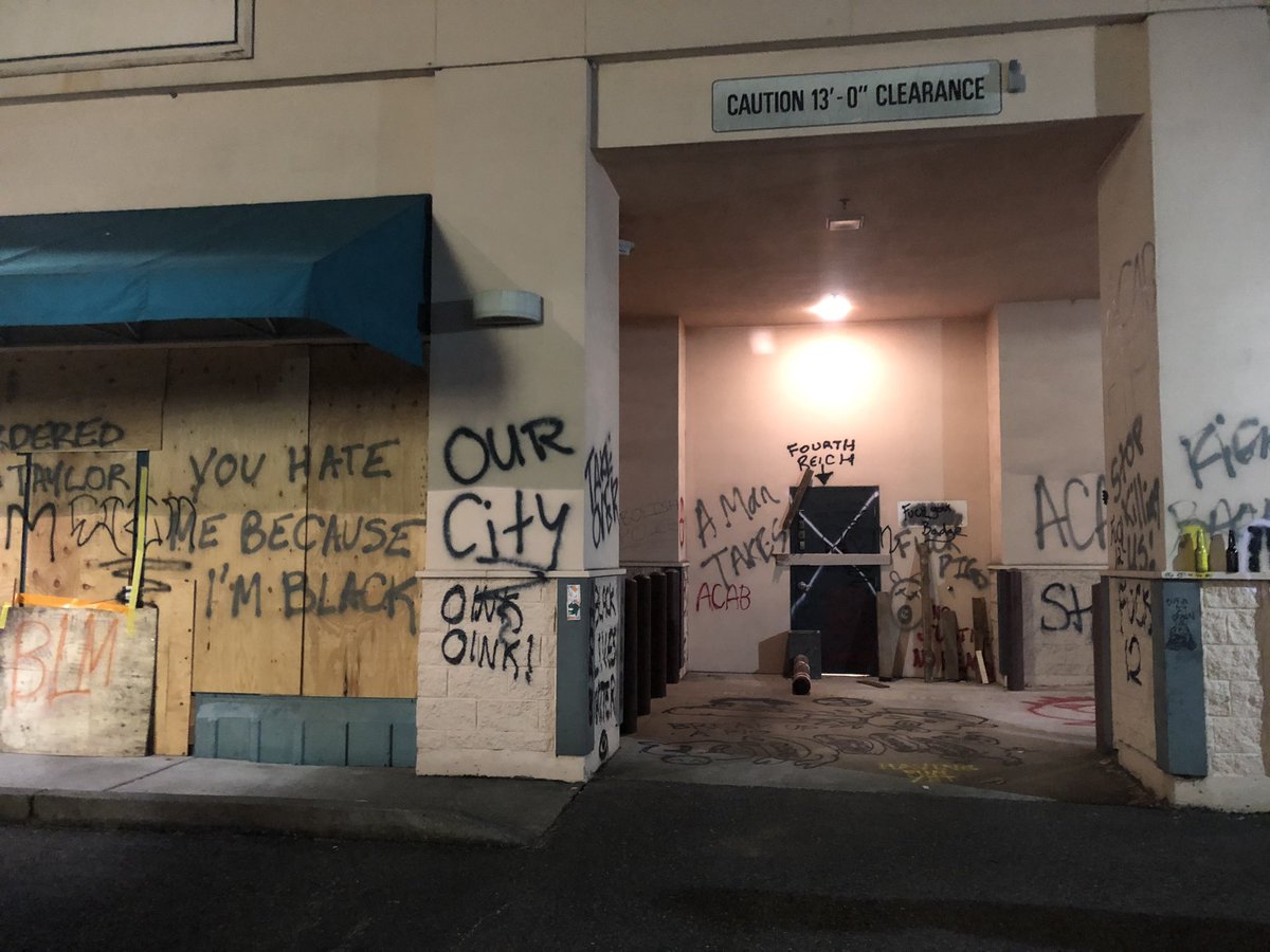 Some pictures of the precinct itself.  #Portlandprotest  #blacklivesmatter    #PDXprotests  #pdx  #oregon  #blm  #acab  #northprecinct  #portland