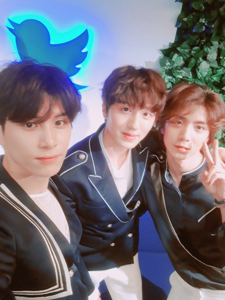 Proud parents Inseong & Jaeyoon w/ their three plets. a thread///