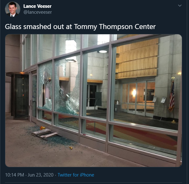 Prior to Tim Carpenter's beating, there was rioters on State Street at around 11:44 PM (9:44 PM). We know it's not east of the Capitol Hill building because that's King Street. We also know this building was damaged earlier.