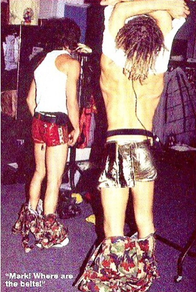 TakeThatFanBase's tweet photo. Did you hide the belts @OfficialMarkO? #๐คช #JasonOrange #NobodyElseTour
Be careful if you need to go out! #๐ก #throwback #lookatus #๐ #flashback #lookawaynow #avoidcrowdedplaces #staysafe #๐ข #StayAtHome #๐ #KeepYourDistance https://t.co/WrGJZ5ezKb