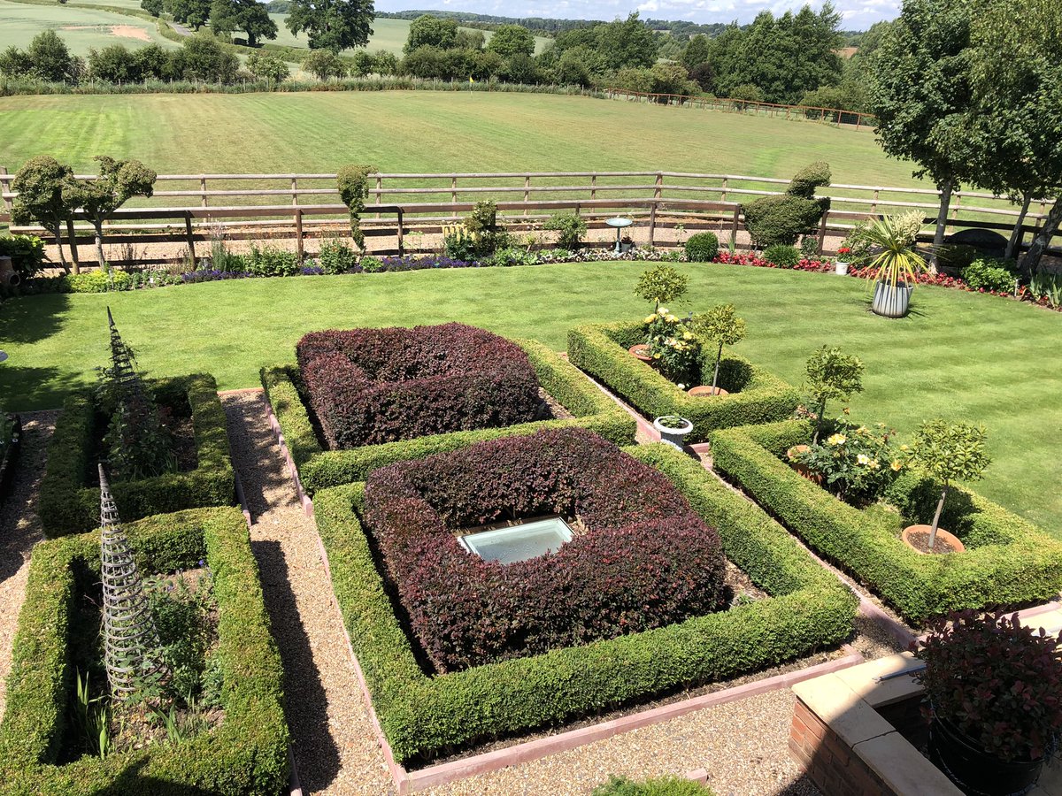 Tim Pollard tweet media