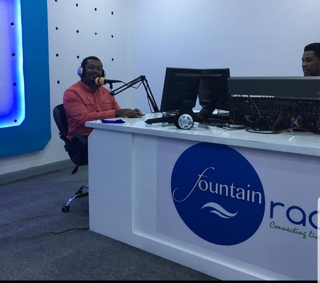 NetworkTv2023's tweet photo. (5/5).Naamini Ndani ya Miaka yangu yote niliowatumikia wananchi nilifanya kadiri ya uwezo wangu na Upeo wangu Mungu alionijaalia na sikutetereka kokote pale.
Nilitumia nafasi yangu kama Mwenyekiti wa Madiwani wa Ccm kuzisemea Kata ambazo ziko upinzani.
Ni #PRISCUS TARIMO. https://t.co/MGpoSYPMpR