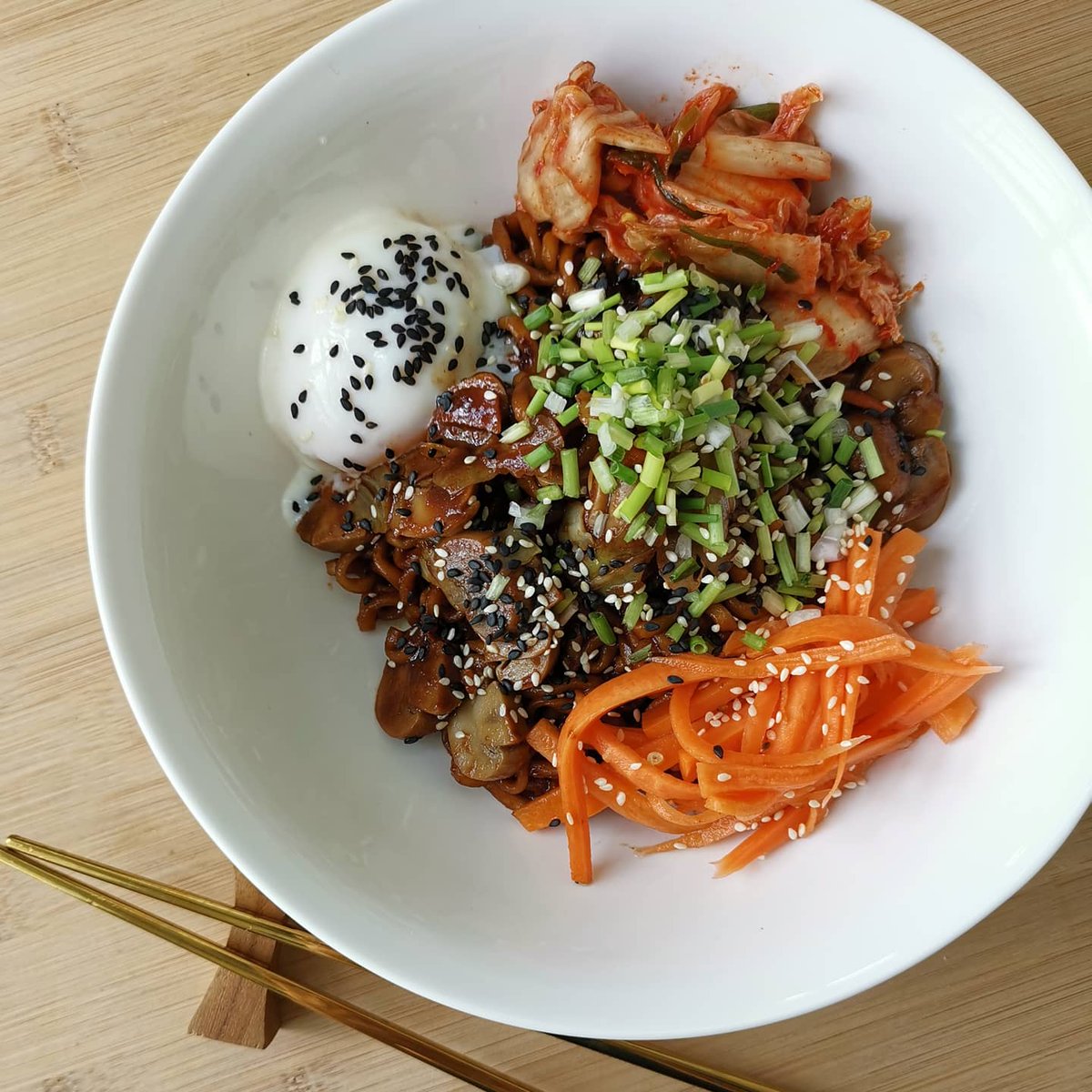 SISTERT82480025's tweet photo. #Chapaghetti
เผ็ดร้อนสะใจ 🤨😫💥🤤
ไม่ต้องการทักษะมากไปกว่า การหั่น ลวก วาง ค่ะ
#SisterTcooking
#lunch #HappyFriday #homecooking
#koreanfood #koreanathome
#spicykoreanramyeon #koreanramyeon
#Onsentamago #drynoodles https://t.co/ixelYXFQKQ