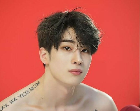 makingournuance's tweet photo. Han Seungwoo do #Victob terá seu debut solo em agosto.

Ele já esta trabalhando em seu álbum. 
https://t.co/TxyWL1Y493 https://t.co/cz07ukCdDM