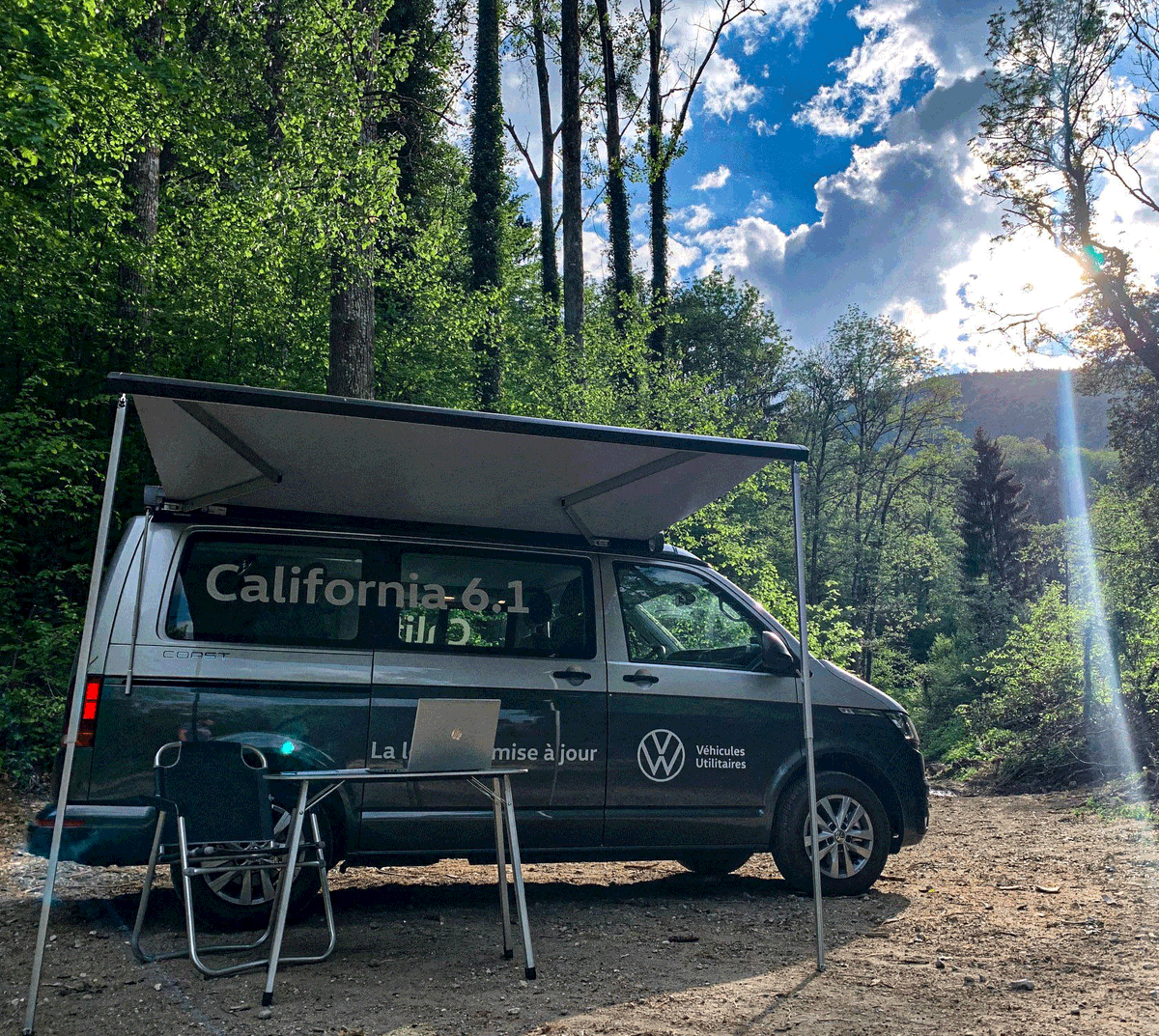 Quoi de mieux que s'évader pour trouver l'inspiration au travail ?
#Volkswagen #California #Loisirs #Evasion #jeanlain #Camper #instacars