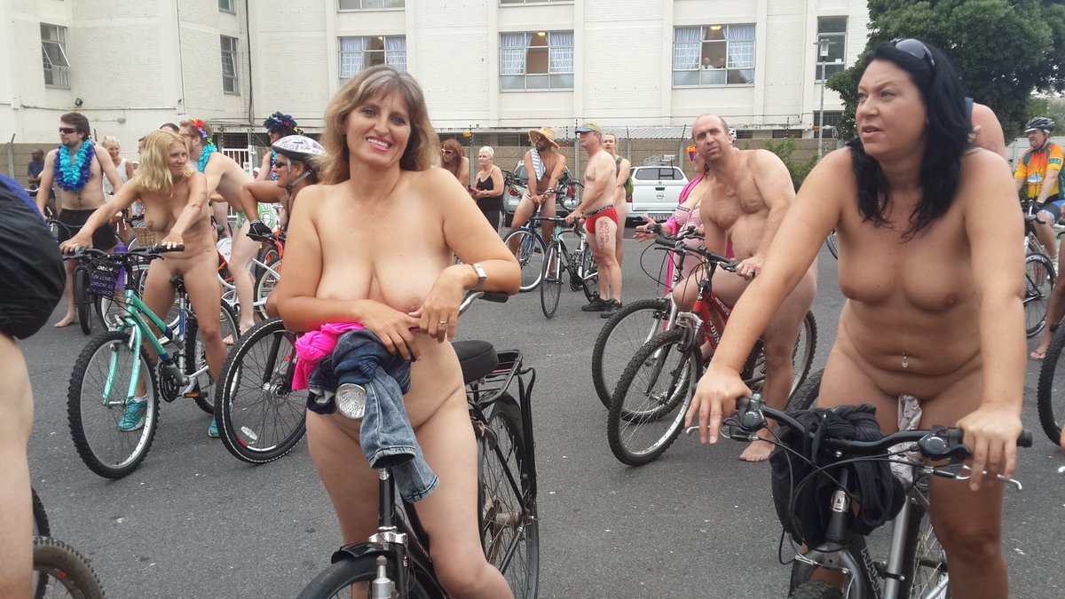 JuanitaPretori6's tweet photo. World Naked Bike Ride 2016 in Cape Town. Help to create the change you want in the world and join us on 13/03/2021 for the next ride.
#wnbr #nakedinpublic #nudity2020
Check out https://t.co/KfH1XsMRVo
& https://t.co/bXxCabqzWB https://t.co/kDAgVOfy7G