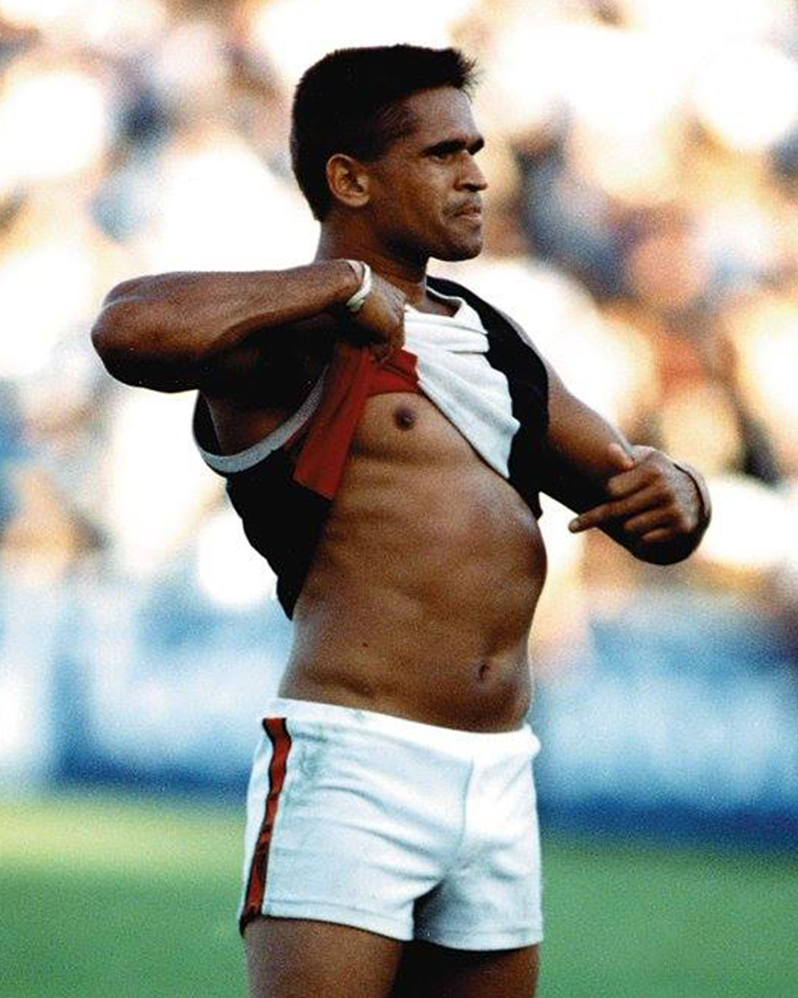 Some make comments to create a headline, others make a stand that lasts a lifetime.