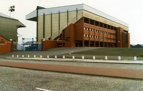  On This Day: 26th June 1978.Demolition begins on the East Terracing of Ibrox Park as Willie Waddell’s £9m redevelopment plan becomes reality.This development would pave the way for a new 7,500 all-seated Copland Road stand.Image source: Facebook #IbroxStadium
