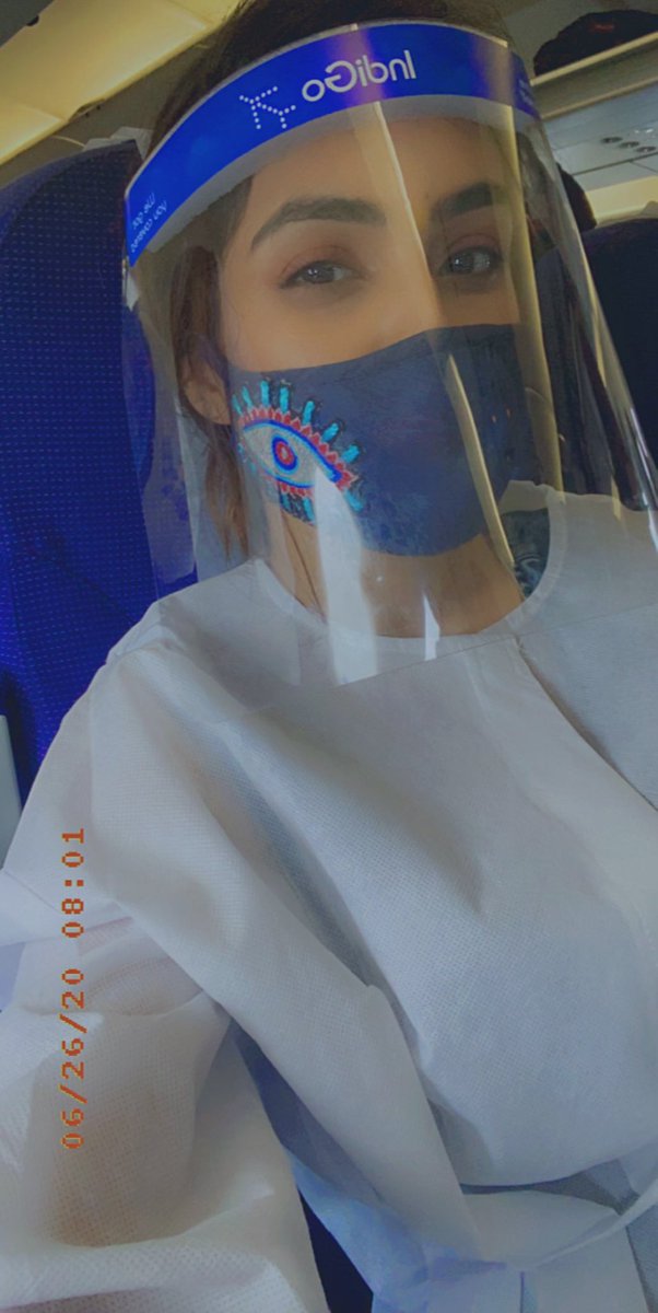 Nehhaamalik's tweet photo. New Normal #flightlook ...😌☺️ PPE KIT ☺️☺️✌️
#ppekit #unlockphase1 #lockdown #covid19 #firstflight #mumbaiairport #csia #safetravel #mask #gloves #newnormal #newnormal2020 #maskon #gloveson #coronavirus #coronalife #airportlook #travel #travelgram #travelblogger #NehaMalik https://t.co/B1coVuyCjp