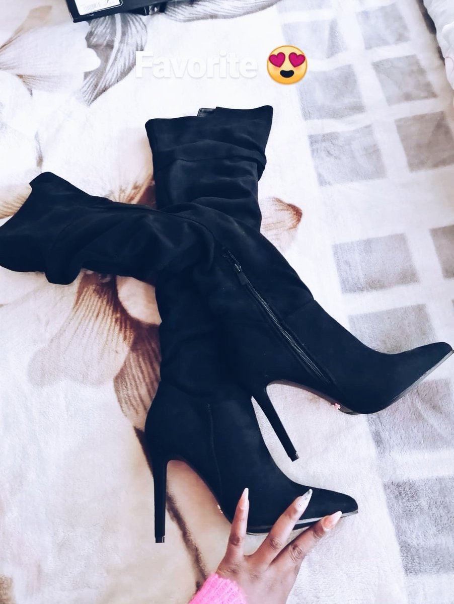 KZengwe's tweet photo. 2020 ruined a lot of things,  killed a lot of dreams but I won't let it or my anxiety ruin this for me.  
Please support my small business.  
Thigh high boots at a cheap affordable price for high quality.  Available in stiletto or block heel and also flats. https://t.co/pBgNq1A7Nz