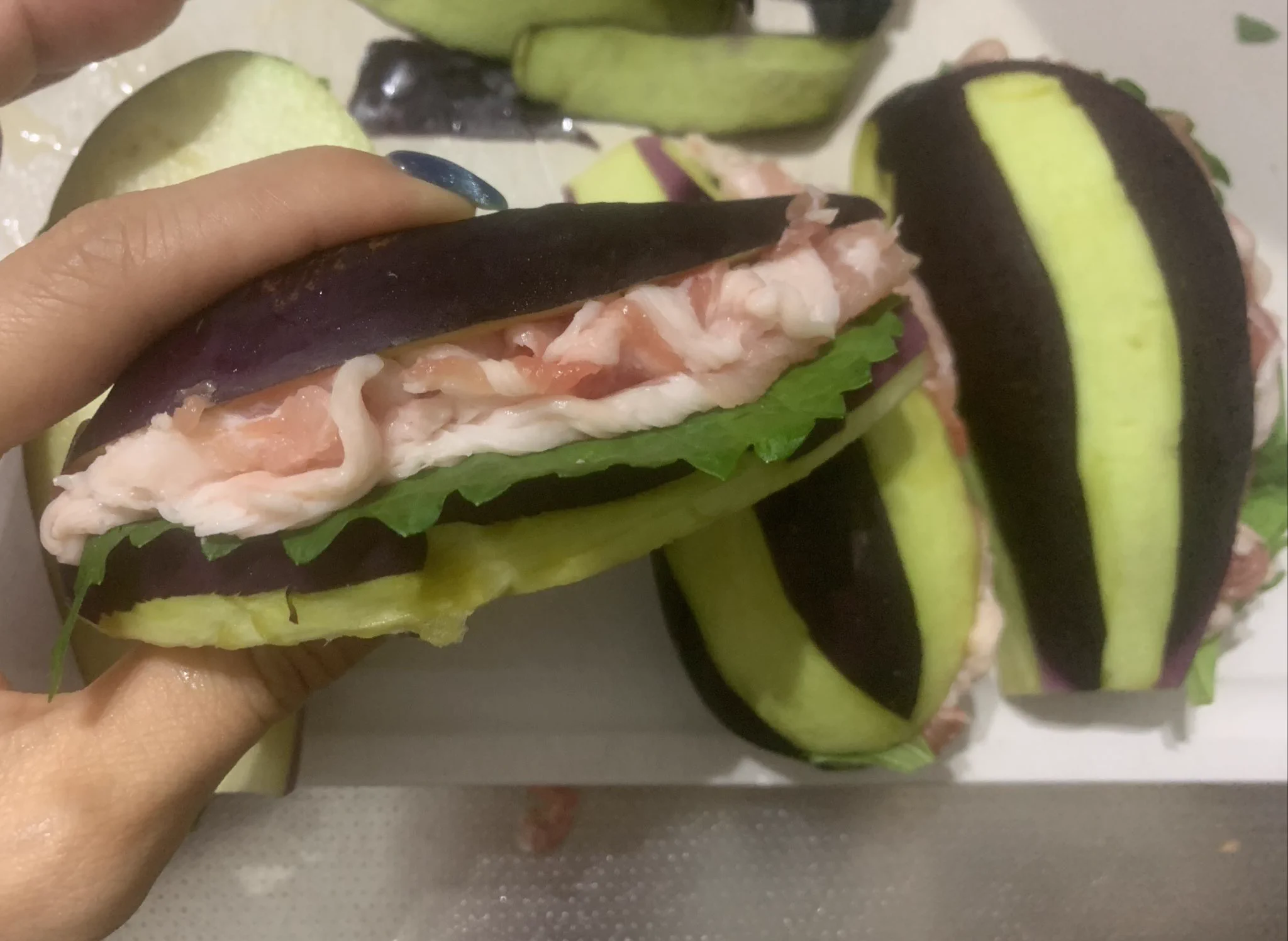 電子レンジで簡単調理！10分ほどで作れる、茄子と豚肉を使ったお手軽料理の作り方！