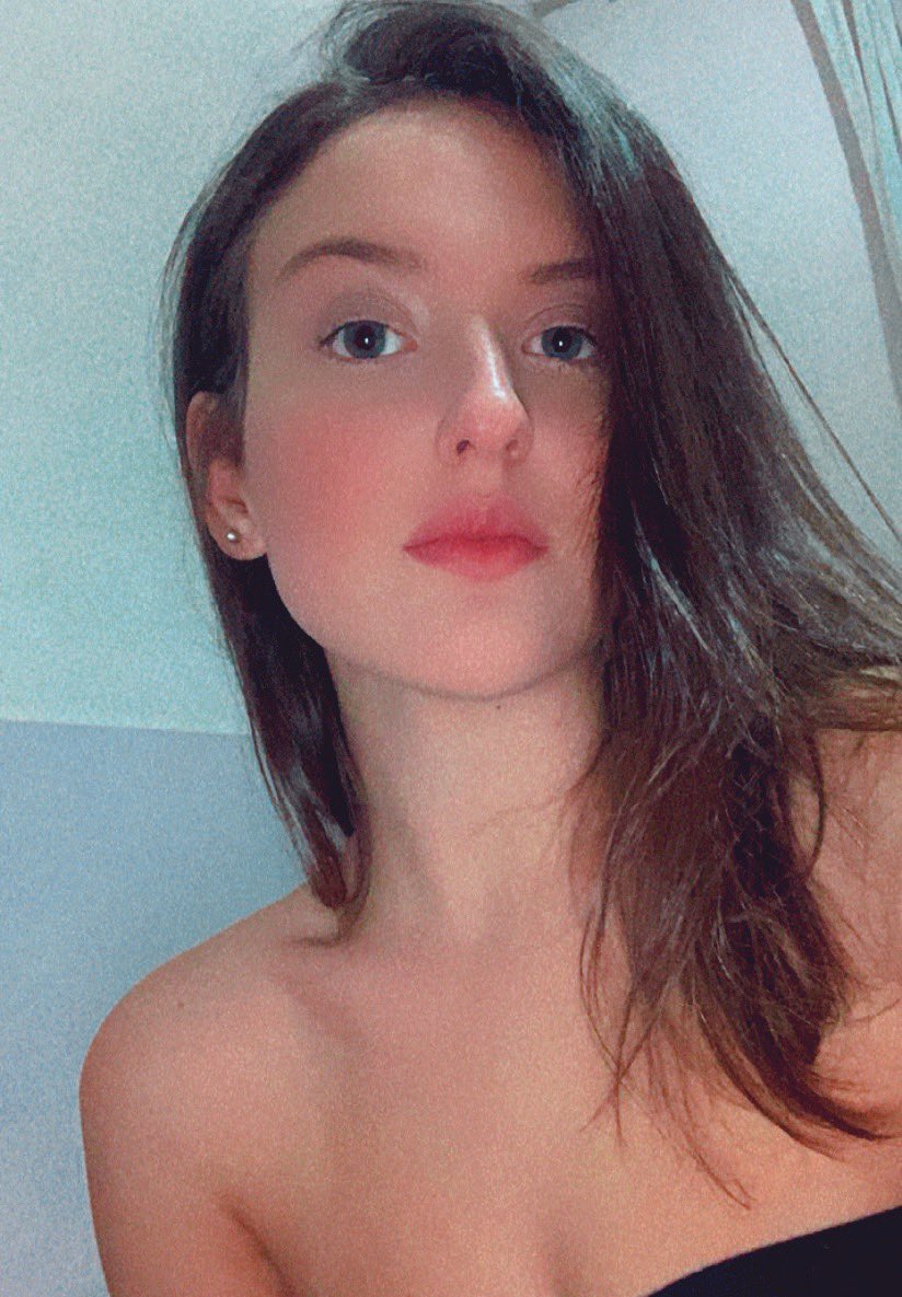 erica_dmv's tweet photo. Ontem eu tava muito modelo https://t.co/DOlmCL22Uf