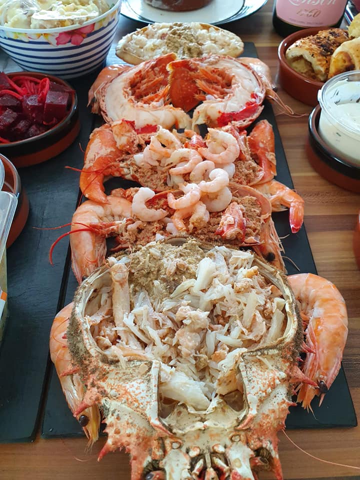 MrsWillTheFish's tweet photo. Really looking forward to welcoming visitors back to Solva very soon! It's been a busy lockdown but have really missed having people calling at Parc Benny and getting to know new customers and welcoming old ones back. See you soon! 🦀🦞🦐
#visitsolva #supportsolva https://t.co/QS0f45ZAN4