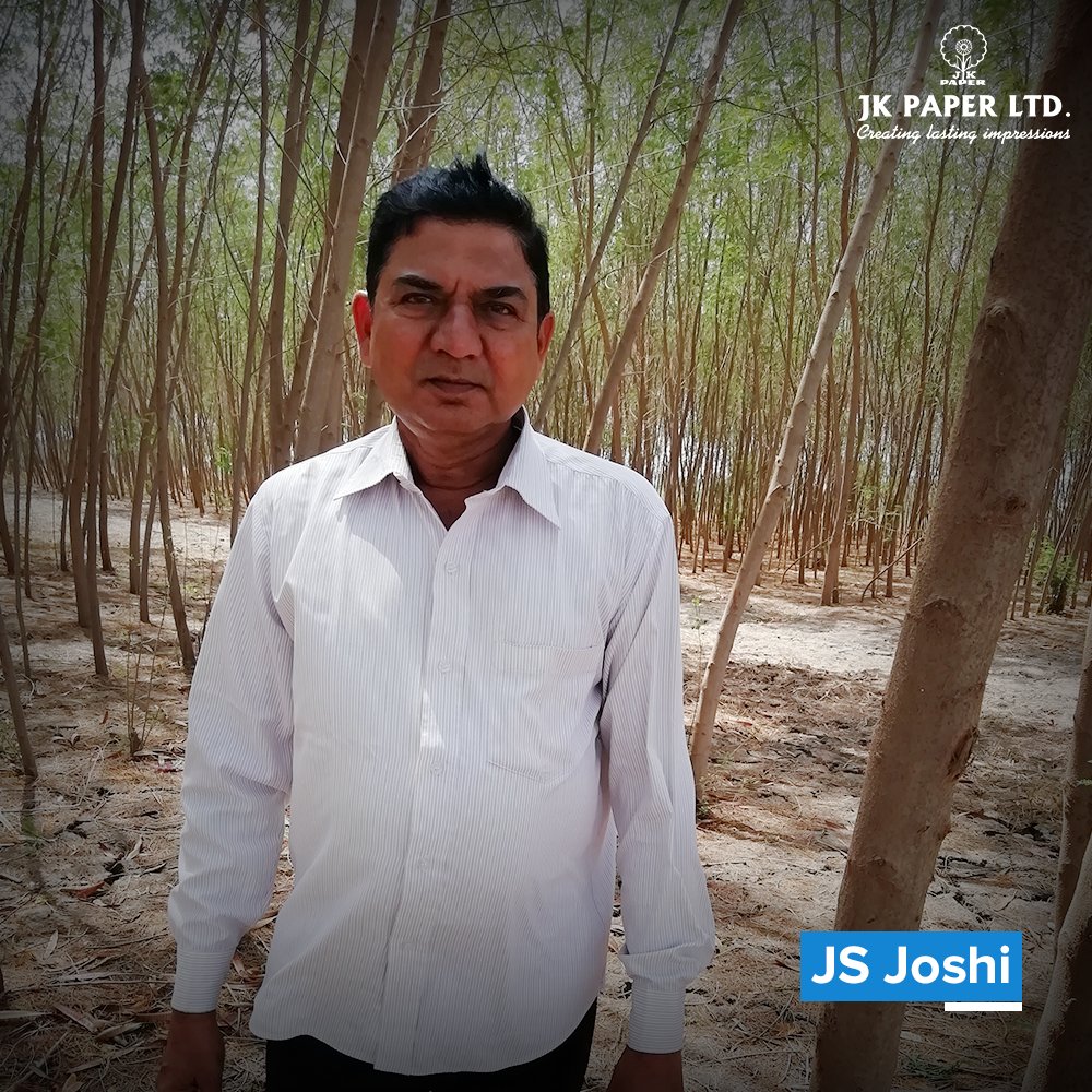 JKPaperIndia's tweet photo. “I am happy that JK Paper motivated me to plant Subabul. When I harvested my plantation in 2019, I earned ₹9,90,000, which was truly a dream come true. I thank JK Paper, who encouraged me to reap great benefits by undertaking large-scale plantations.”
#TruthOnPaper #JKPaper https://t.co/02E5Loq7e4