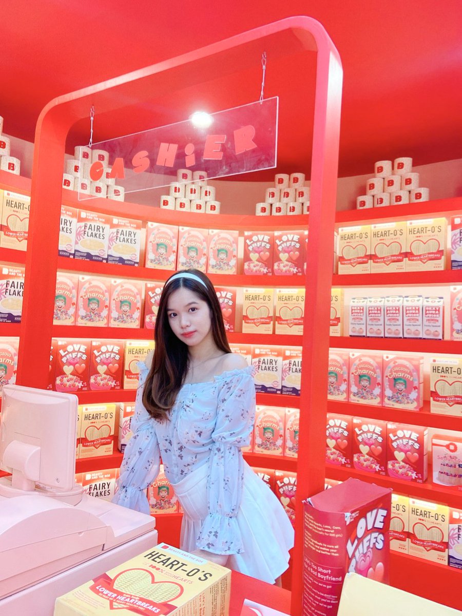 dadarssm's tweet photo. ทุกคน​นน​ beautyandthebox กลับมาเปิดแล้วน้าา​ มีมุมถ่ายรูปน่ารักๆเพียบบ​ แสงสวย มีมีsupermarketสานฝันความอยากเป็นแคชเชียร์ในวัยเด็ก​ ​ คนไม่เยอะแนะนำวันธรรมดาจ้าา https://t.co/I9HGfvqySS