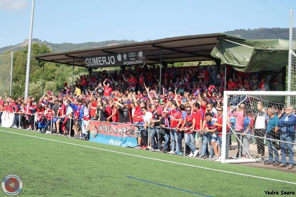 UDOurense2014's tweet photo. Camaradas! #OurenseSodesVós ❤️💙 https://t.co/bbWSVJ9UQy