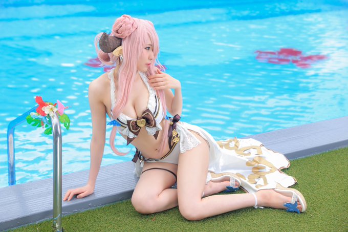 Twitterのコスプレ画像14