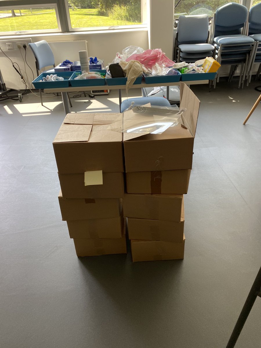 sim_uog's tweet photo. Thank you @kohler Cheltenham for supplying the students of the School of Health &amp; Social care with faceshields, very much appreciated 👏🤜🤛😊 https://t.co/5CZv7nSZyI