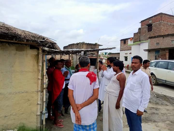 sunilkushwahaMP's tweet photo. वाल्मीकिनगर लोकसभा क्षेत्र भ्रमण अंतर्गत आज लौरिया विधानसभा में जनसंपर्क कर जनता का आशीर्वाद लिया। https://t.co/V4KIFUGWPA