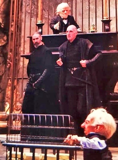 joncampling's tweet photo. Xo
/\'
Happy times #Deatheating at #Gringots Bank. https://t.co/nlG6lG1ijo