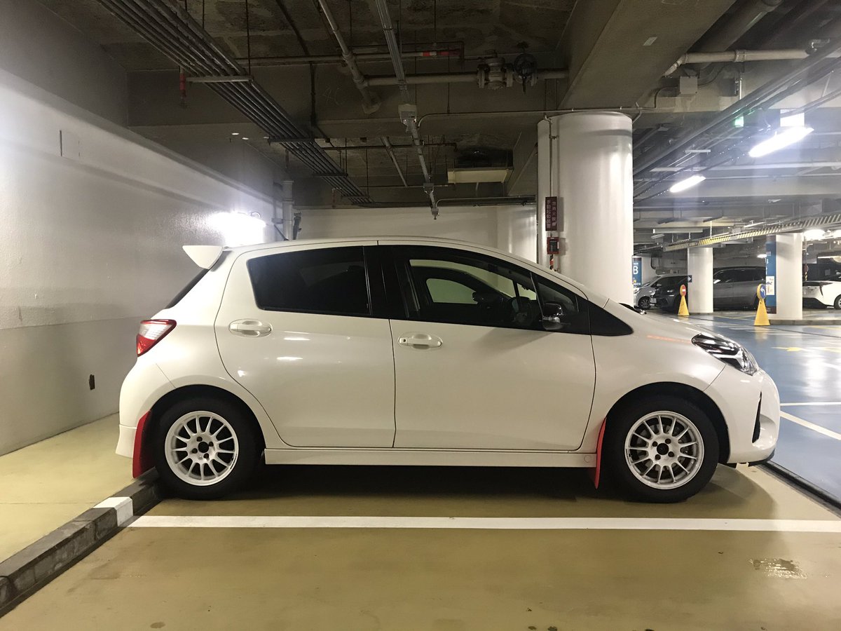 takumaru32's tweet photo. GRオプションウイング装着
#toyota
#grvitz
#vitzgrmn
#nhp130
#vitzhybrid
#yaris
#yarisgrsport
#yarisgrmn https://t.co/U9OVzFdLJn
