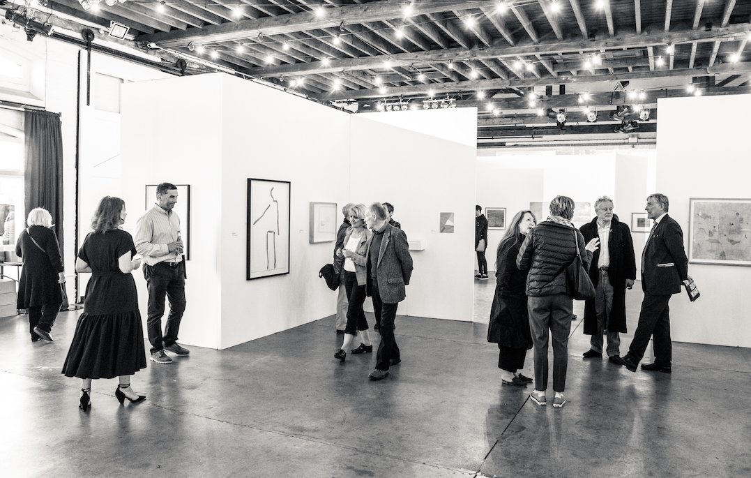 ParkerHarrisCo's tweet photo. "As it is such a prestigious &amp; international Prize, being shortlisted for the @TBWDrawingPrize means they do exhibitions of your work for several months, across various museums in the U.K", artist Alice Motte-Munoz told us.

You can enter the Prize here: https://t.co/cZ6RVWyCuj https://t.co/eC4ewkieXk