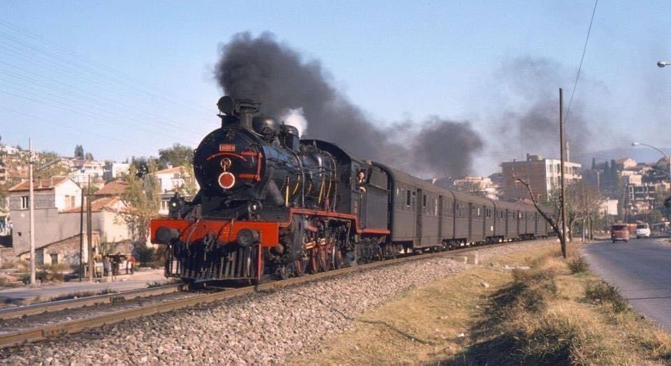 Bayraklı, 1975