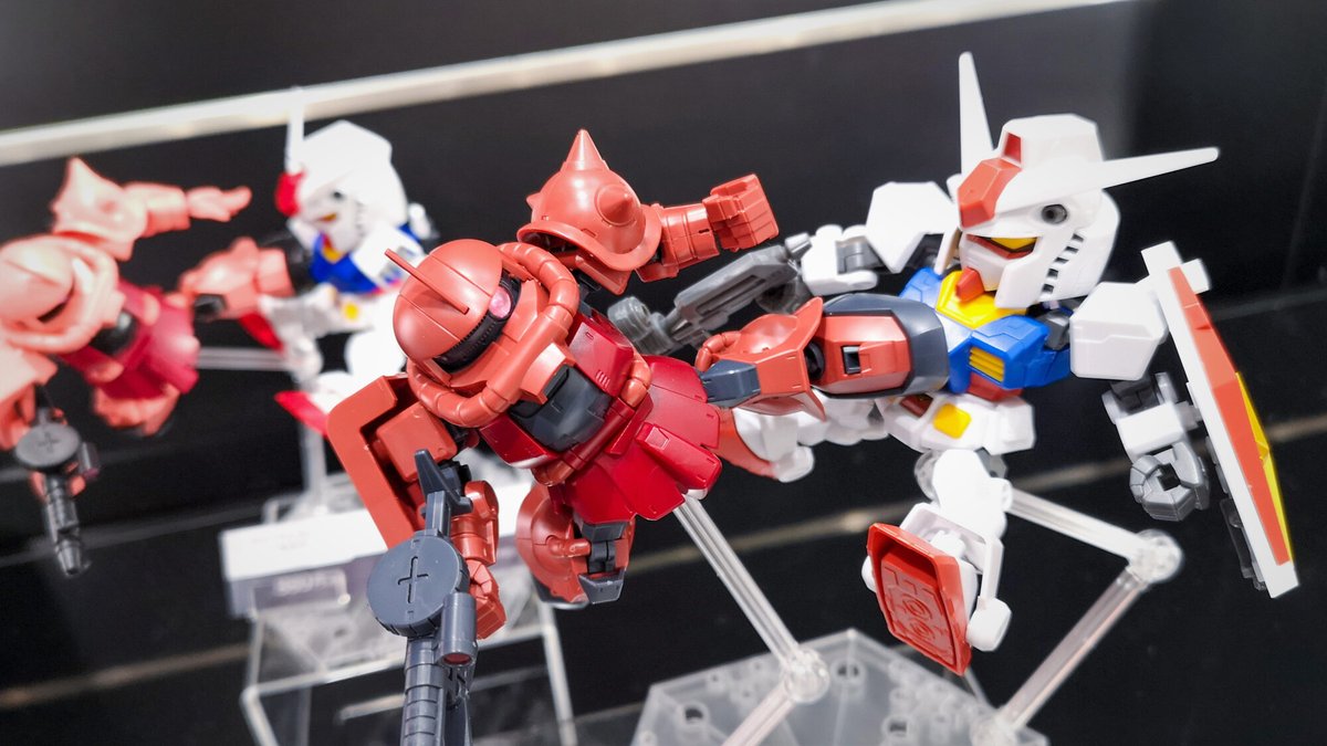 The Gundam Base 東京店情報 Hg 1 144 シャア専用ザクii Hg 1 144 メッサ F01型 Sdガンダムクロスシルエット Rx 78 2 ガンダム シャア専用ザクii 7月発売の3アイテムが本日より展示開始 最新フォーマットで生まれ変わった名機から 最新作の機体まで