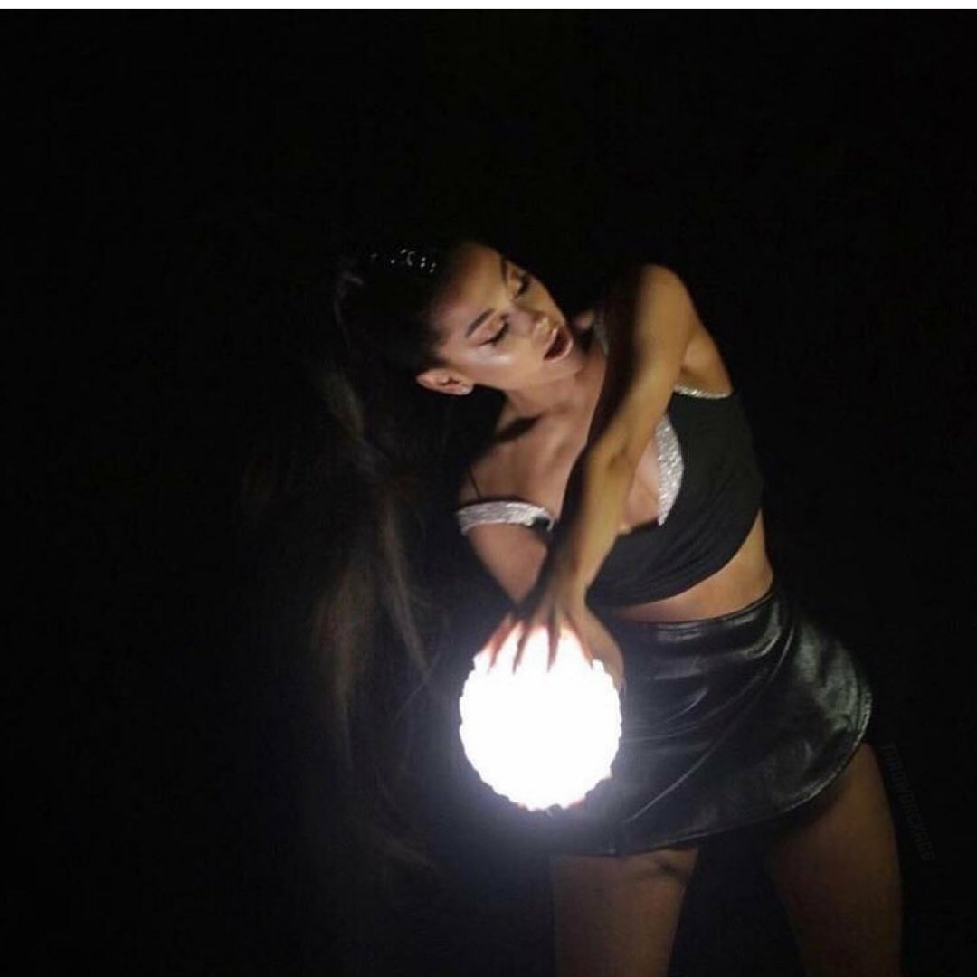 SOUNDCITYtv's tweet photo. ArianaGrande and boyfriend #DaltonGomez as she anticipates her birthday: β#almost27 :)β
β€β€ https://t.co/MSyOsmryxL https://t.co/gOYwn0e5NS