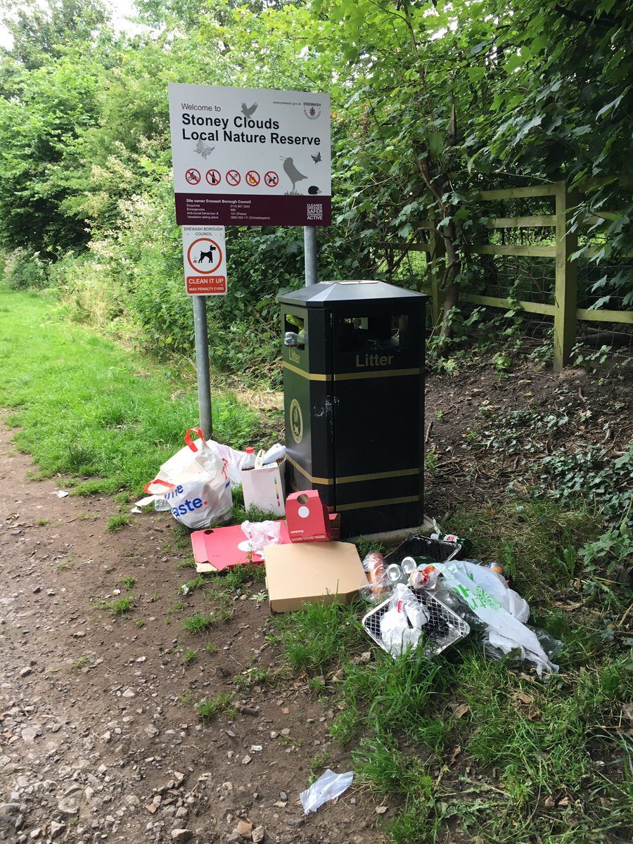 ginoclock40's tweet photo. Thank you @ErewashBC for the bin as you can see it is well used and needs emptying everyday 👍🏻 https://t.co/K1hFJgROJX