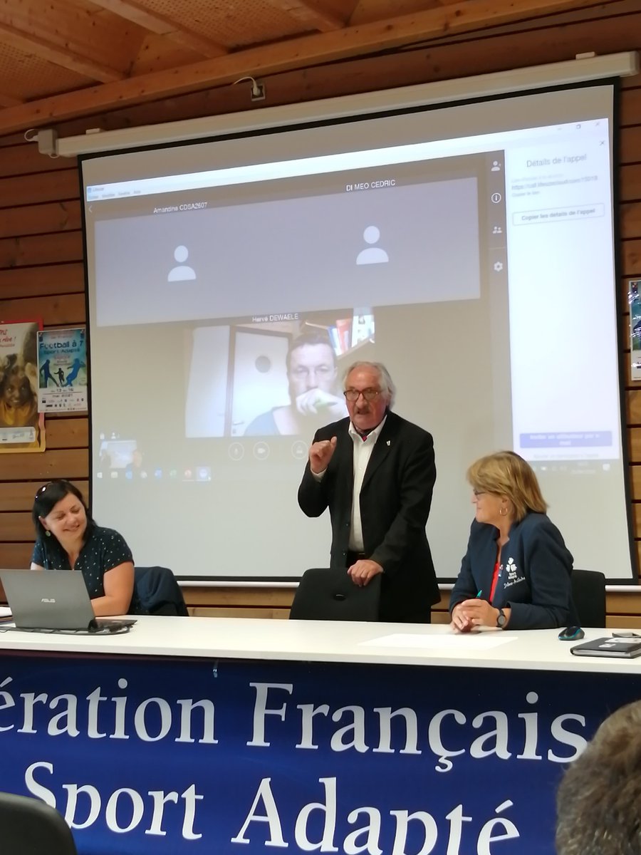 Sportadapte2607's tweet photo. La préparation du #ChampionnatFranceFootball7SA2021  vient de débuter. Hier soir avait lieu le premier #COL.
Merci aux personnes qui nous soutiennent @VilledeValence @ValenceRomans @La_drome @auvergnerhalpes @DDAFOfficiel ...
"Seul on va plus vite, Ensemble on va plus loin." https://t.co/XBhVxOndsr