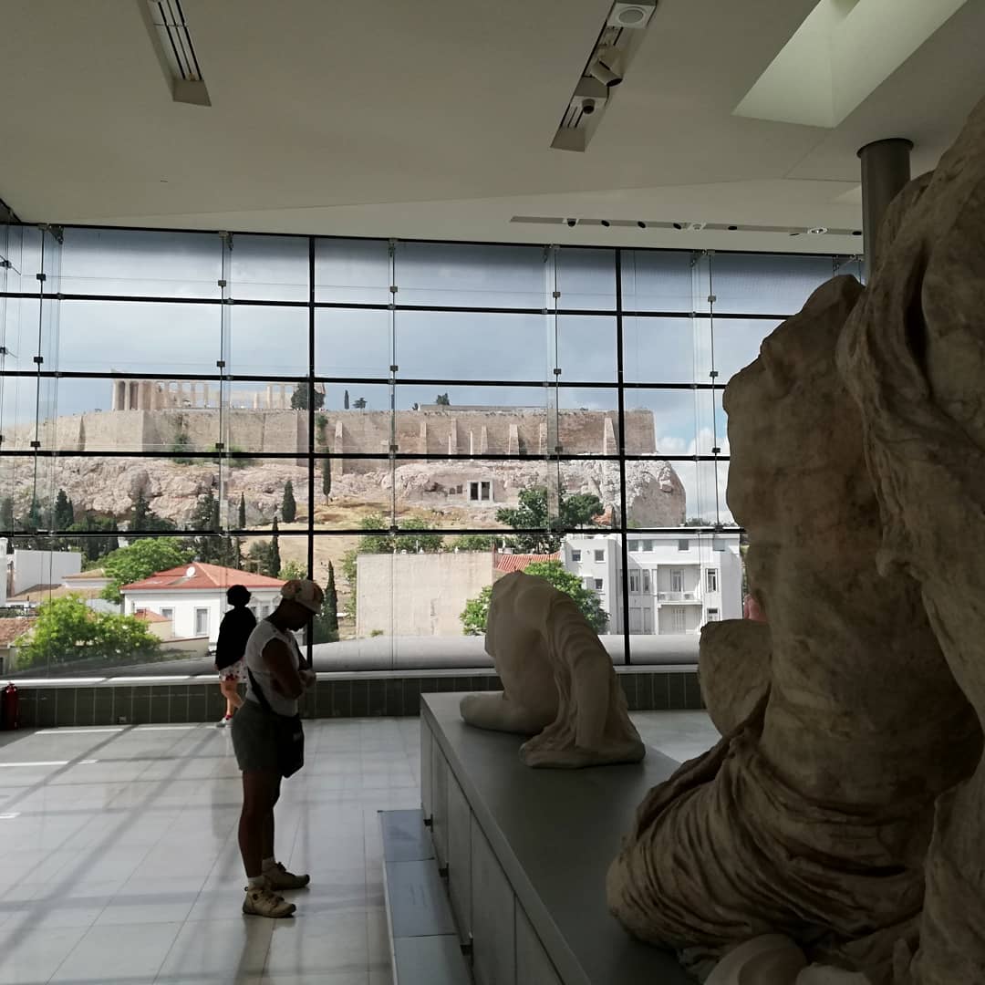 dmcsrl's tweet photo. Museo dell'Acropoli, Atene. Unicum nel suo genere, fonde innovazione e archeologia, con una spinta tecnologica minimal ed elegante.
@acropolismuseum #atene #museo #tecnologia #digitale #innovazione 
#athens #acropolis #museum #archaeology #digital #innovation #technology
#dmc https://t.co/ys8YcM7OZN