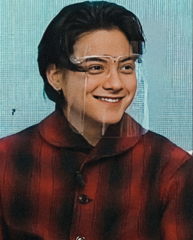 rouellaford's tweet photo. A Kuya like Daniel Padilla pls 😥❤️ #MBKuyaDaniel https://t.co/AzyX20aSB6