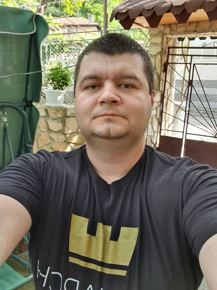dani_unss's tweet photo. My Monarch Gear is always with me. Wearing everywhere my Hat, T Shirt and Sweatshirt. Thank you Monarch Fam
@Monarchtoken @RobertBeadles
#Monarch #MonarchFam https://t.co/zThWIC4KaD