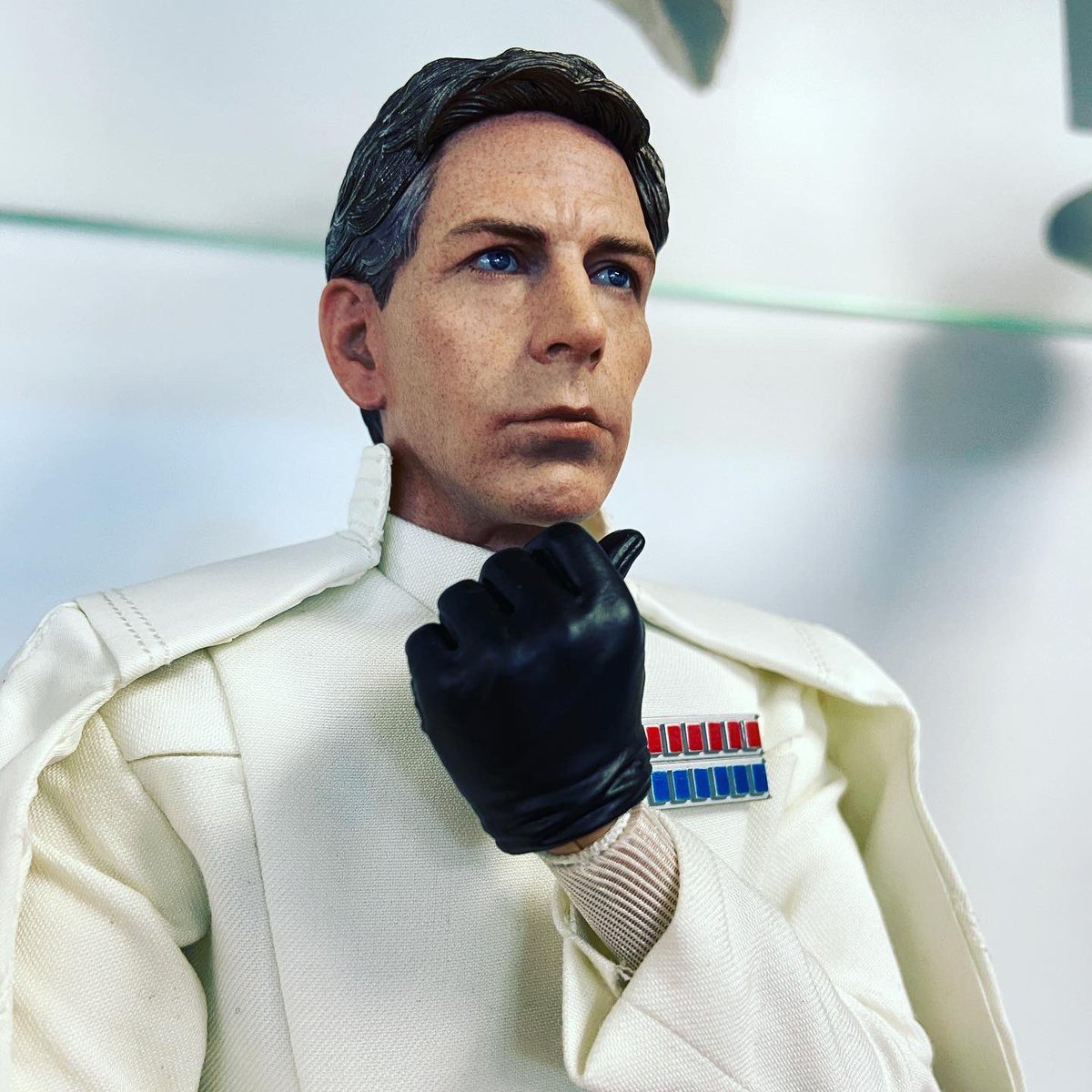 DerivStore's tweet photo. Nous venons de recevoir la Figurine Hot Toys du Directeur Krennic.
Un personnage charismatique du film Star Wars Rogue One. A notre avis, un des meilleurs Star Wars !
Encore quelques modèles disponibles à l'achat : https://t.co/POAGzj7nfm
#derivstore #starwars #hottoys https://t.co/WV76fNA3vp