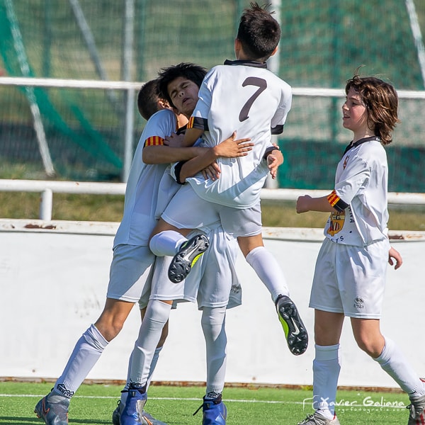 CF_Parets's tweet photo. #sompassio #somparets
.
#cfparets #futbol #futbolcat #futcat #futbolbase #equip #esport #valors #lluita #passio #esforç #fotografia #fotografiaesportiva #football #soccer #sportphotography #somparets #vaparetsva #footballphotography #soccerphotos #esportcat
📸 @FotografiaXgr https://t.co/WsPgMP69q2